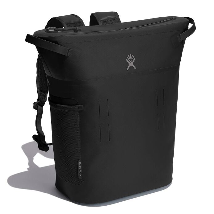 20-l-day-escapetm-pack-p7 20-l-day-escape-soft-cooler-pack-black-angled_1.jpg