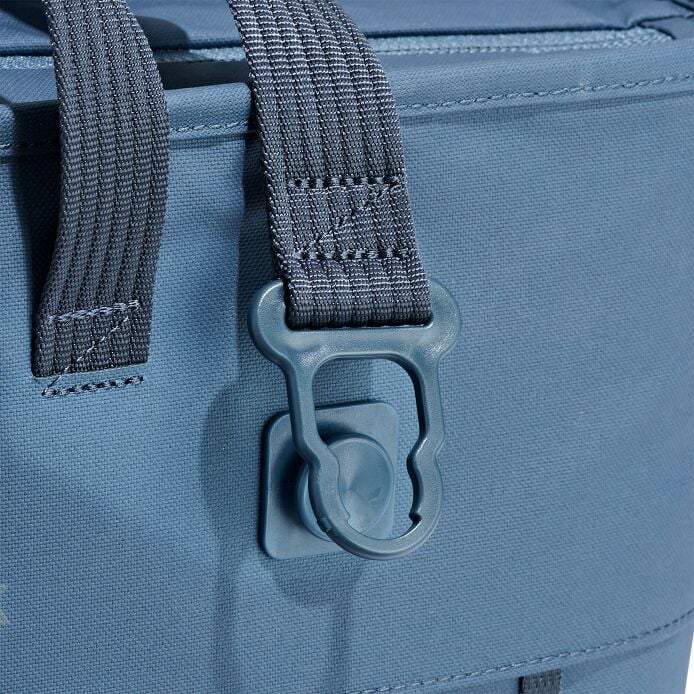 carryouttm-soft-cooler-tote-30-l-a9 250815_hydro_cooler_details_14839_6.jpg