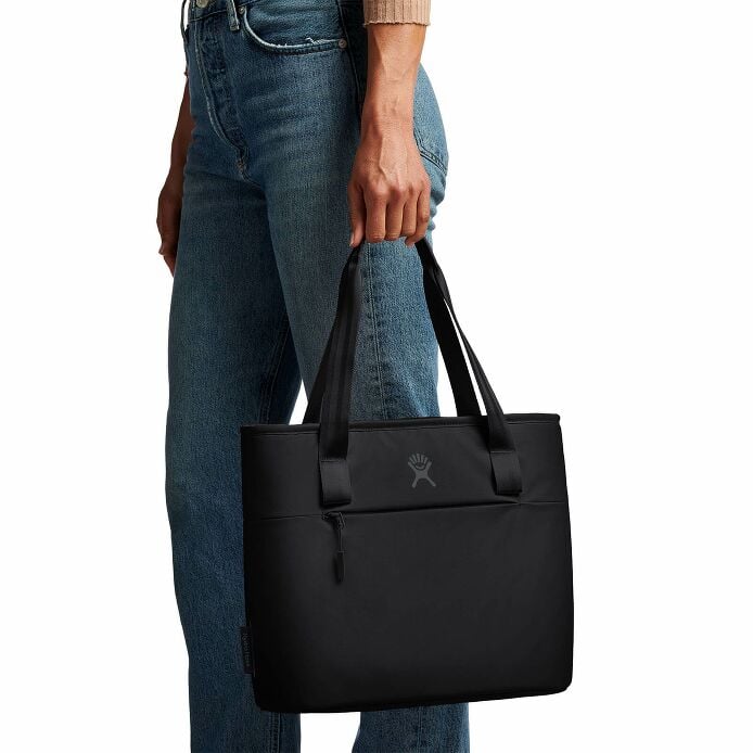 8-l-insulated-lunch-tote-n8 8l-tote-black-hb.jpg