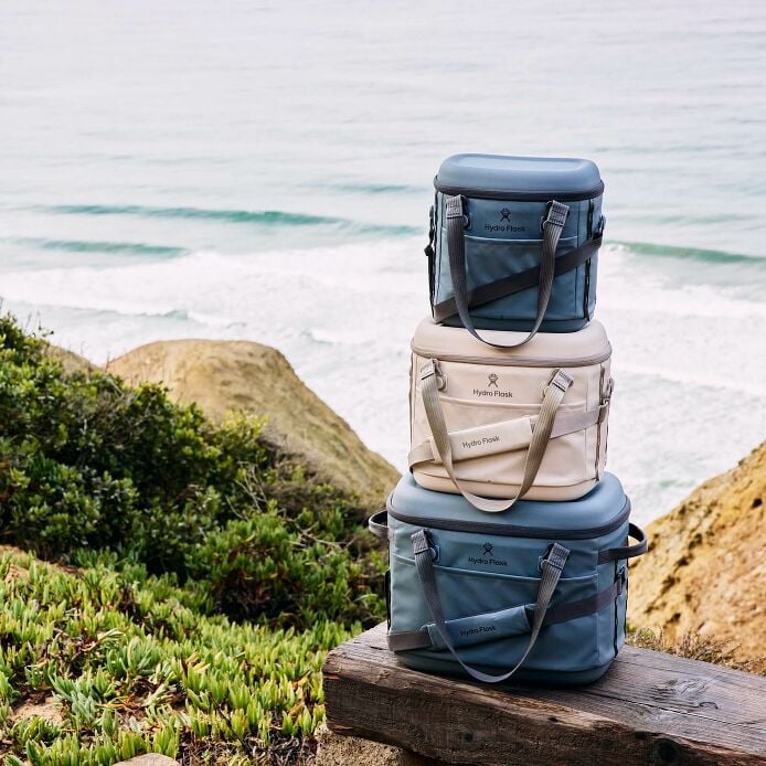 carryouttm-soft-cooler-30-l-l0 hf_carryout_bouwer_d1_l1_torrey_pines_still_life_0252_1_6.jpg