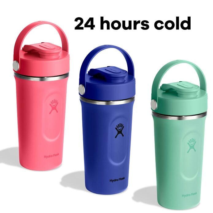 shaker-bottle-and-straw-bundle-l0 hf_s26_mxc24_apdp_04.jpg