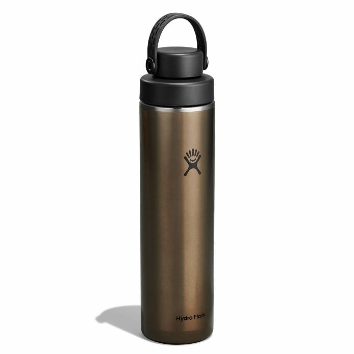 24-oz-lightweight-chug-cap-bottle-q6 lw24lwfcc080-24-oz-lightweight-chug-cap-bottle-wide-mouth-obsidian-angled.jpg