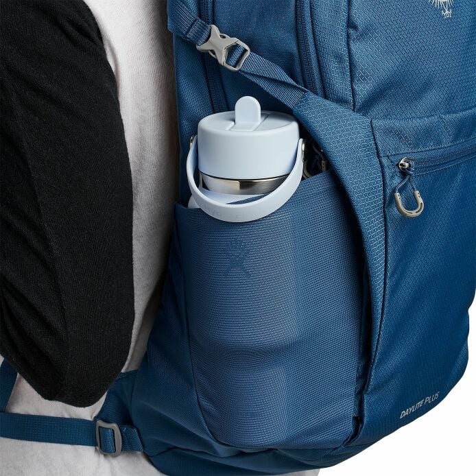 24-oz-travel-bottle-with-flex-straw-cap-e2 travelbottle-hb-backpack_1_8_1.jpg
